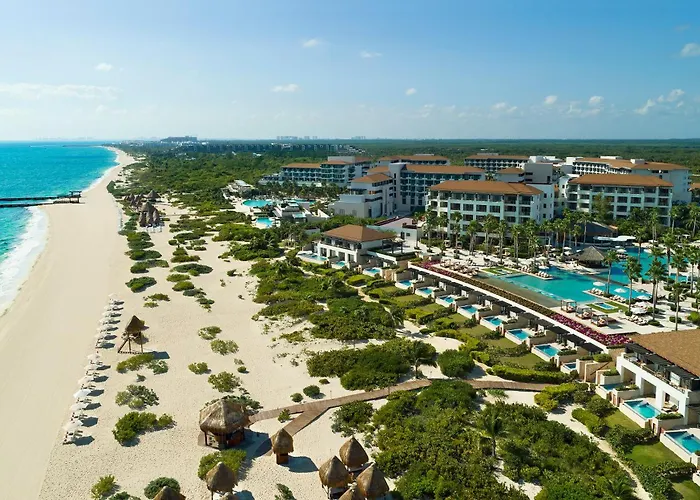 Secrets Playa Mujeres Golf & Spa (Adults Only)Boutique Hotel